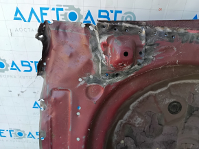 Деталь кузова частично высверлена, вид с боку, для Toyota Camry V50.