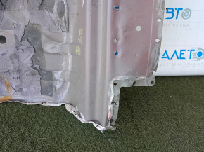 Кузов жесть, вид сверху, с небольшими потертостями, подходит для Toyota Camry V50.