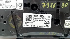 Щиток приборов VW Jetta 19-20 69k