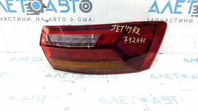 Ліхтар зовнішній крило правий VW Jetta 19-19 подряпини