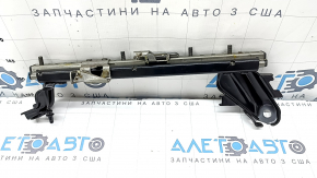 Салазка водительского сидения правая Toyota Prius V 12-17 без каркаса, механика