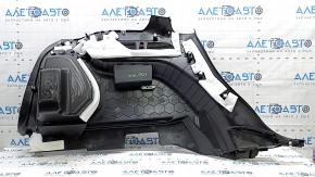 Обшивка арки правая Ford Edge 15-24 черная, потерто