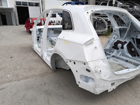 Задняя левая четверть кузова Audi Q5 80A, отличное состояние, без повреждений и следов эксплуатации.