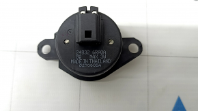Пищалка передней панели Mitsubishi Outlander 22-26