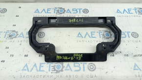 Кронштейн заднього бампера центральний Ford Mustang mk6 18-23