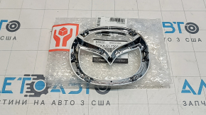 Эмблема решетки радиатора Mazda 3 19-26 без радара