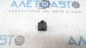 Кнопка открытия порта зарядки Nissan Leaf 18-24