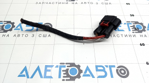 Фишка на диффузор кожух радиатора Audi Q3 83A 19-25 2.0T под два вентилятора