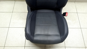 Пассажирское сидение Ford Mustang mk6 15-23 с airbag, электро+механическое, купе, черное, кожа, с подогревом, обдувом, с перфорацией, повреждение водой не работают моторчики, под чистку