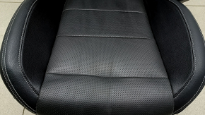 Пассажирское сидение Ford Mustang mk6 15-23 с airbag, электро+механическое, купе, черное, кожа, с подогревом, обдувом, с перфорацией, повреждение водой не работают моторчики, под чистку