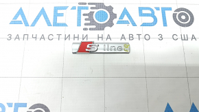 Емблема S-line крила правого Audi Q3 83A 19-23