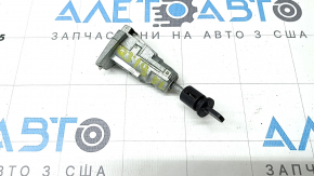 Личинка замка двери передней левой Audi Q3 83A 19-25