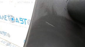 Деталь с мелкими потертостями на поверхности, рекомендовано восстановление для улучшения внешнего вида.