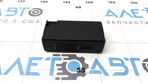 USB Hub Audi Q3 83A 19-25 передній