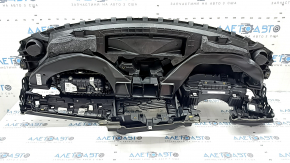 Торпедо передняя панель с AIRBAG Audi Q3 83A 19-25 черная