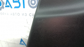 Накладка центральной стойки нижняя правая Mazda CX-5 17-25 черная, царапины