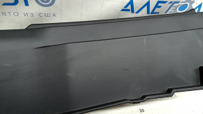 Накладка проема багажника Mazda CX-5 22-25 черная, царапины, сломаны крепления