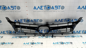 Решетка радиатора grill Toyota Camry v55 15-17 usa hybrid с эмблемой