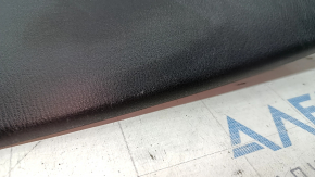 Обшивка двери багажника верхняя Mazda CX-5 17-25 черная, царапина