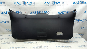 Обшивка дверей багажника нижня Mazda CX-5 17-24 чорна, подряпини, потерта