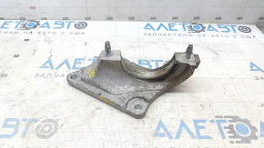Кронштейн подвесного подшипника Ford Focus mk3 11-18 2.0 АКПП