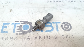 Датчик давления топлива Ford Focus mk3 11-18 2.0