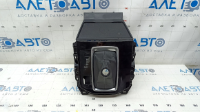 Накладка шифтеру АКПП Mazda CX-5 22-25 під бездротову зарядку, подряпини.