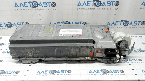 Акумуляторна батарея ВВБ у зборі Toyota Prius V 12-17 123к, 4,0-4,5А*ч, 01.09.2015, з вентилятором, корозія корпусу