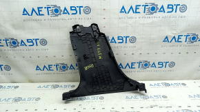 Накладка центральной стойки нижняя правая Mazda 3 19-23 черная, Japan built, царапины