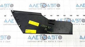 Крупный план передней левой накладки центральной консоли Jeep Grand Cherokee WL 21-26 с заводской маркировкой.