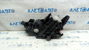 Фара передняя правая в сборе Mazda 3 19-23 ксенон, песок