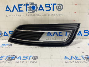 Решітка переднього бампера права Audi A4 B8 13-16 рест