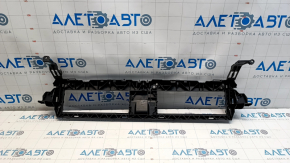 Крепление решетки радиатора Audi A4 B9 17-25