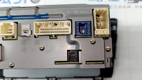 Головное устройство Subaru Outback 17-17 Fujitsu, царапины