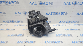 Корпус повітряного фільтра Toyota Sienna 11-16 2.7, 3.5