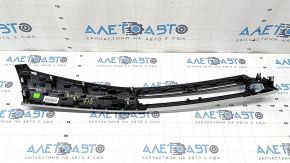 Накладка передней панели левая BMW X5 F15 14-18 под дерево глянец, царапины