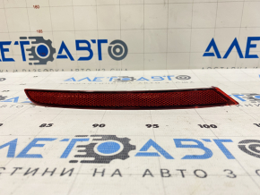 Відбивач заднього бампера лівий VW Passat 20-22