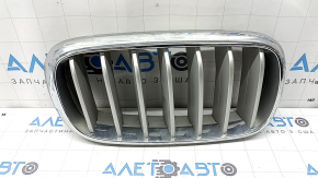 Решітка радіатора grill ніздря права BMW X5 F15 14-18 Pure Experience, зламані кріплення, тріщина