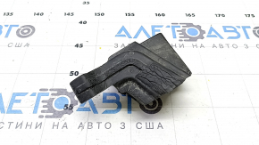 Ущільнювач крила капот-крило лівий Volvo XC60 18-26 поролон