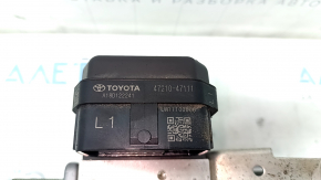 Главный тормозной цилиндр Toyota Prius 50 16-18 в сборе