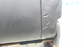 Детали кожаного сидения с небольшими следами использования для Toyota Highlander.