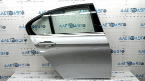 Дверь в сборе задняя правая BMW 3 F30 12-18 серебро A83, вмятина, тычки
