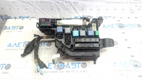Блок запобіжників підкапотний Toyota Prius 20 04-09 у зборі, без кришки 