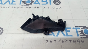 Уплотнитель решетки дворников левый Toyota Prius 50 16-22