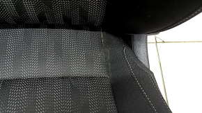 Пассажирское сиденье Kia Sportage 17-22 без airbag, механическое, ткань черная, LX, серая строчка, под химчистку