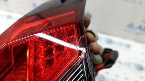 Фонарь внешний крыло правый Toyota Rav4 19-25 с боковым диодом, царапины