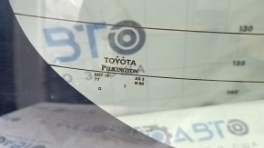 Стекло заднее двери багажника Toyota Rav4 19-25 тонировка, царапины на стекле