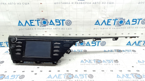 Монітор, дисплей Toyota Camry v70 18-19 подряпини, поліз хром