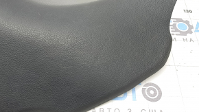 Накладка передней стойки правая нижняя Toyota Rav4 19-25 черная, потертое