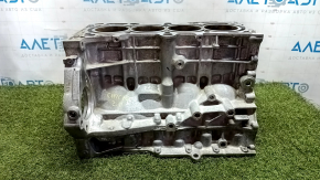 Голый блок цилиндров для Honda Civic X FC 2016-2021, под расточку и гильзовку, вид спереди.